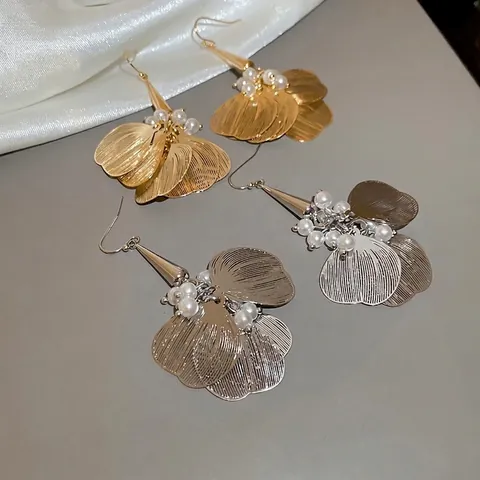 Petal Tassel Drop Earrings With Artificial Pearl Clustered Brass Jewelry With 925 Sterling Silver Earring Post Elegant Women French Vintage