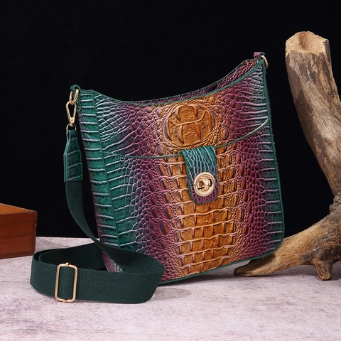 Women Retro Crocodile Embossed Crossbody Bag And Small Pouch Gradient PU Leather Wide Strap Golden Twist Lock Casual