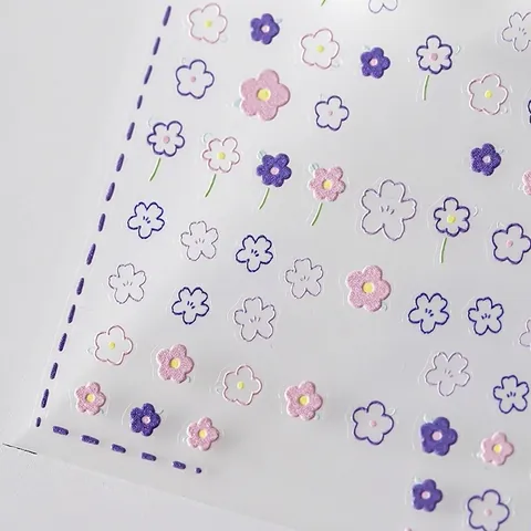 Autocollants Ongles Relief 5D 3D Motif Fleurs Violettes Auto-Adhésif Décoration Manucure DIY Mignonne