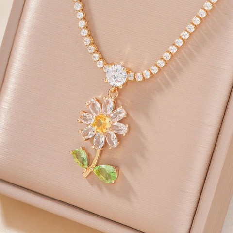 Moda Foglia Di Acero Fiore Ciondolo Collana Rame Intarsiato Zircone Cristallo Gioielli Per Le Donne Gioielli Di Tendenza