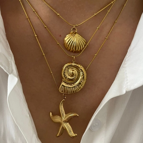 Collar con Colgante de Tema Oceánico de Acero Inoxidable 316L Chapado en Oro de 18K para Mujer Joyas Impermeables Concha Caracola Estrella de Mar