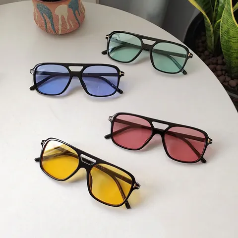 Occhiali Da Sole Quadrati Retrò Montatura PC Lenti AC Cerniera T In Metallo Protezione UV400 Moda Per Uomo E Donna
