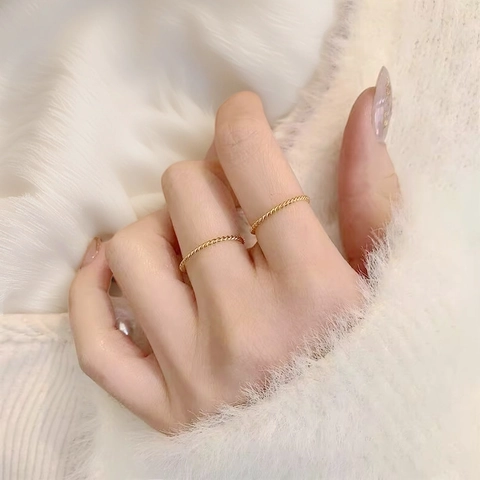 Twisted Rope Ring Stainless Steel 18K Gold Plated Minimalist Slim Band For Women Men Couples Geometric Elegant Jewelry