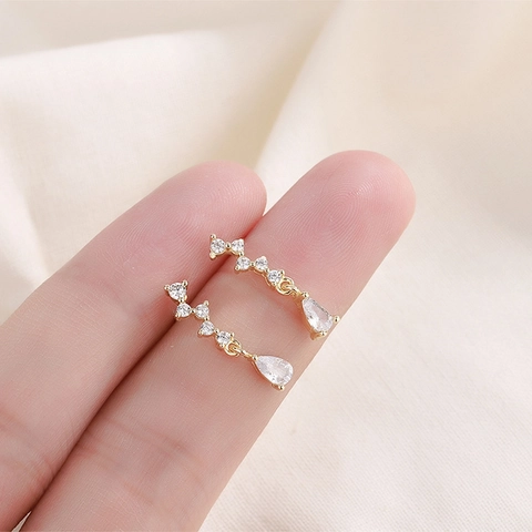 Water Drop Stud Earrings Copper Gold Plated With Clear Cubic Zirconia Exquisite French Style Sweet Jewelry For Women
