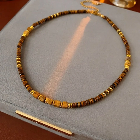 Vintage Artificial Tiger Eye Stone Beaded Necklace Copper Retro Maillard Style Clavicle Chain For Women Luxury Jewelry