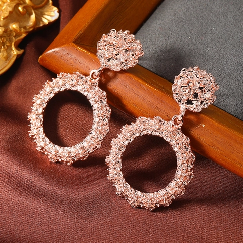 Vintage Geometric Alloy Dangle Earrings For Women Exaggerated Hammered Texture Metal Drop Earrings Party Jewelry Gift