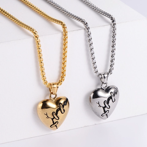 Stitched Heart Pendant Necklace 304 Stainless Steel Broken Heart Punk Retro Hip Hop Streetwear Jewelry For Men Women
