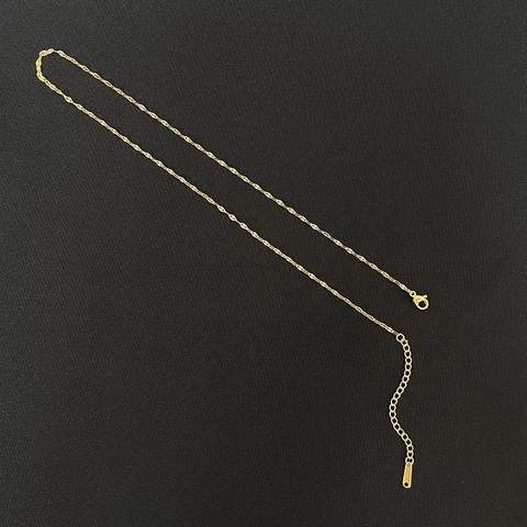 Collana A Catena Minimalista Acciaio Inossidabile Placcato Oro 18K Regolabile Base Box Onda D'acqua Serpente Labbra Per Donne Uomini