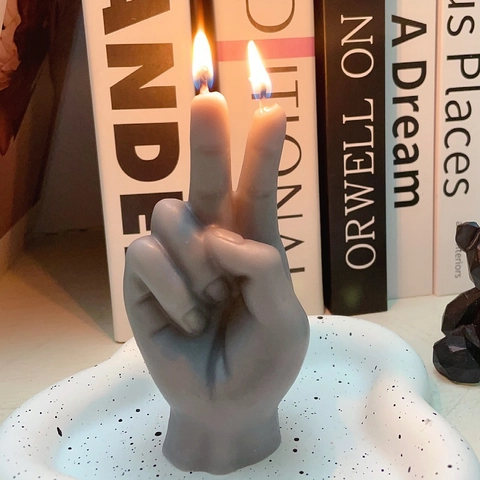 Victory Gesture Scented Candle Natural Soy Wax Creative Finger Peace Sign Decorative Candle Handmade For Home Decor