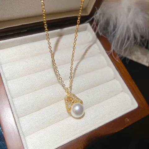Collar Con Colgante De Perla Artificial Cobre Chapado En Oro De 18 Quilates Con Circón Elegante Cadena De Clavícula Estilo Francés