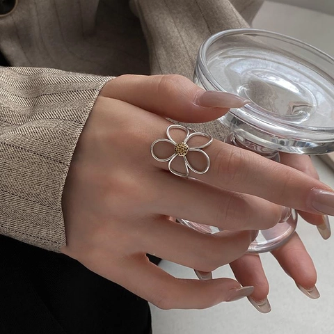 Anello Aperto Fiore Di Margherita Bicolore Oro Argento Lega Regolabile Gioielli Minimalisti Per Donne