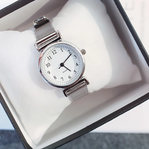 Fashion Women Quartz Watch Round Alloy Case Silver Metal Mesh Strap Simple Retro Analog Wristwatch For Students Girls