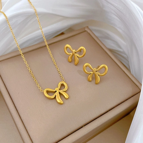 Minimalistische Ketting Met Strikje Hanger En Oorknoppen Titanium Staal 18K Verguld Elegante Sieraden Voor Dames