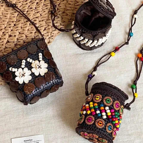 Bohemian Handmade Woven Mini Bag Necklace Coconut Shell Wooden Beads Ethnic Vintage Pouch For Earphone Lipstick Women