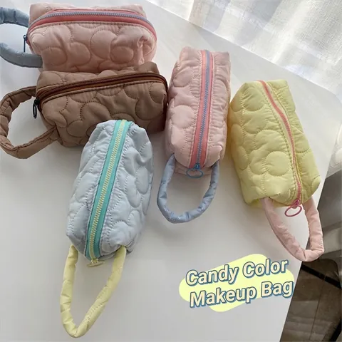 Quilted Flower Cosmetic Bag Polyester Makeup Pouch Portable Travel Organizer Bag With Handle Puffy Soft For Women Girls