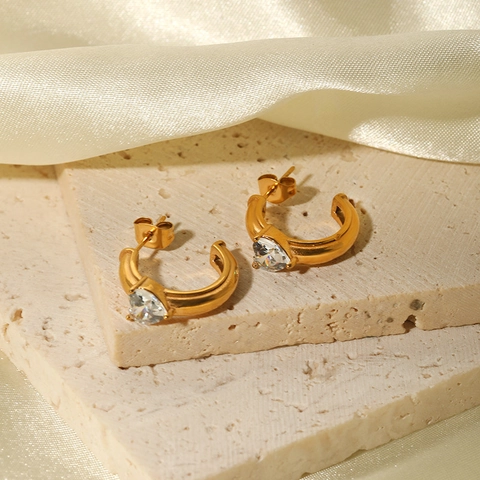 Stainless Steel 18K Gold Plated C-Shaped Hoop Earrings With Heart Cubic Zirconia Minimalist Jewelry For Women