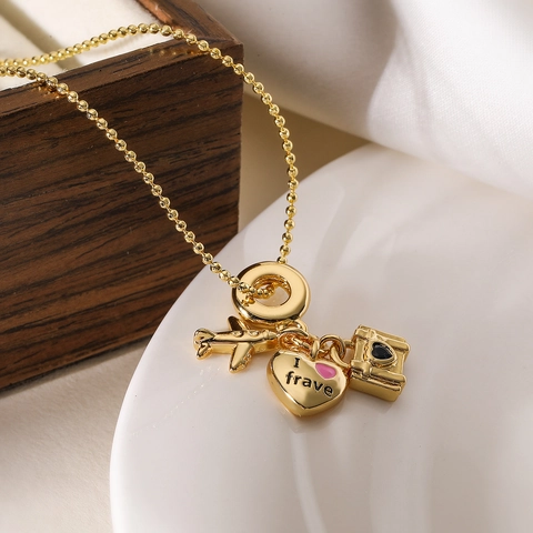 Collier Pendentif Avion Terre Coeur Voyage en Cuivre Plaqué Or 18K pour Femme Bijoux de Mode Émaillés Zirconia Minimaliste