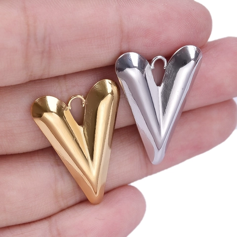 Heart Shaped V Pendant 304 Stainless Steel High Polished Glossy Charm For DIY Jewelry Making Elegant Modern Tone Accessory