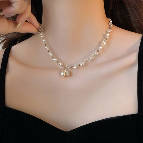 Elegant French Retro Faux Artificial Pearl Beaded Necklace For Women With Gold Plated Alloy Gourd Heart Zircon Pendant