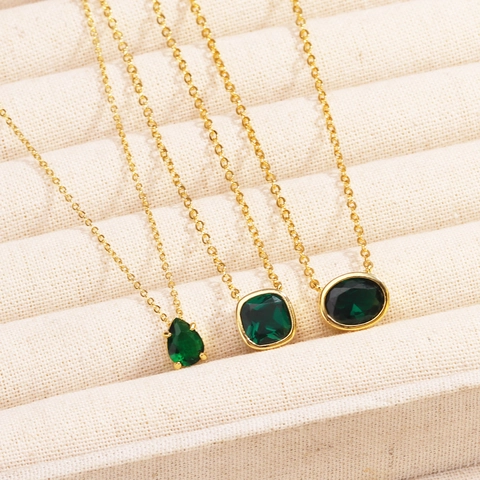 Emerald Green Pendant Necklace For Women Copper 18K Gold Plated Minimalist Elegant Niche Style Jewelry