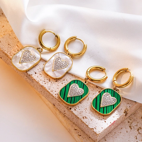 Pendientes De Aro De Acero De Titanio Con Colgante De Corazón Rectangular Circón Estilo Retro De Lujo Para Mujer