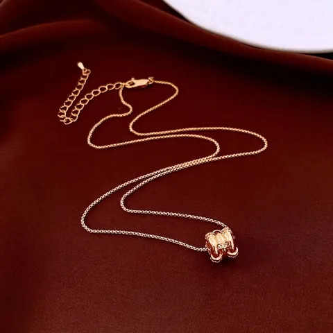 Geometrische Fass Anhänger Halskette Für Damen Kupfer Zirkonia Eingelegt Gold Plattiert Elegante Schmuck Luxus