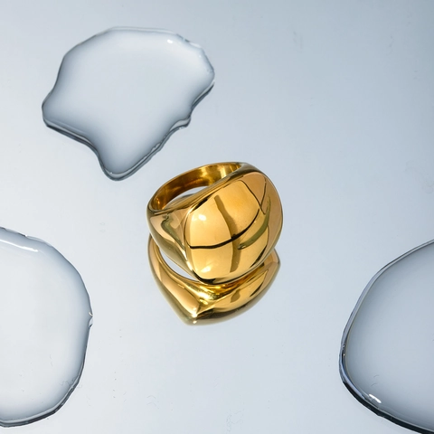 Anillo De Cúpula Cuadrado Grueso Minimalista Acero Inoxidable Chapado Oro 18K Acabado Espejo Para Mujeres