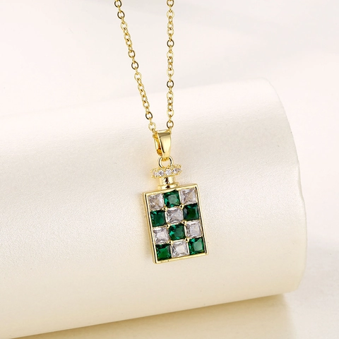 Collana Pendente Bottiglia Di Profumo Acciaio Inossidabile Scacchiera Zircone Verde Bianco Gioielli Di Moda Donna