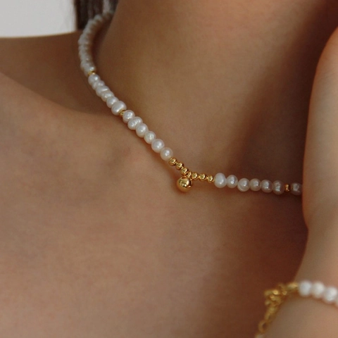 French Vintage Natural Freshwater Pearl Jewelry Necklace Bracelet Ring With Gold Ball Pendant For Women Elegant