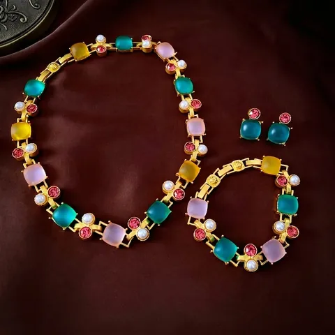 Vintage Court Style Necklace Gold Plated Alloy Square Colorful Resin Gemstones Artificial Pearl Rhinestone Clavicle Chain Women