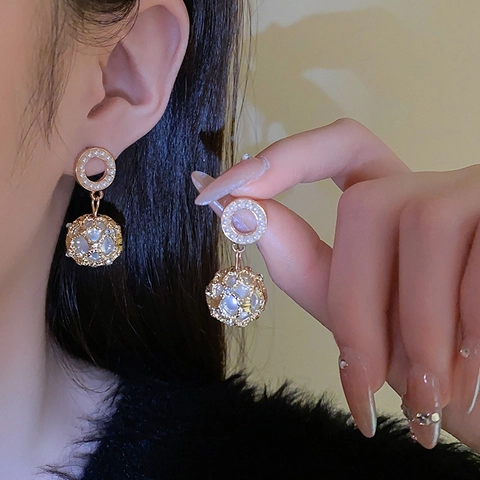 Orecchini Pendenti Con Künstliche Perle A Sfera Cava Vintage Dorato Lega Gioielli Eleganti E Perno In Argento Donna
