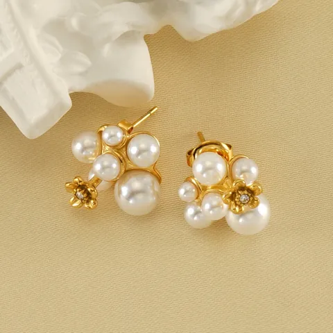 Orecchini A Lobo Con Künstliche Perle E Fiore In Acciaio Inossidabile Placcato Oro 18K Zircone Stile Retrò Francese Da Donna