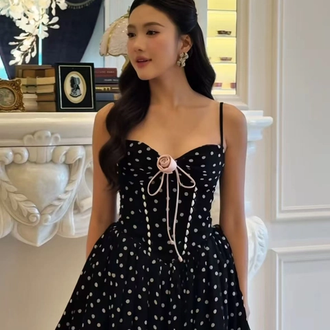 Robe Courte À Pois Polyester Douce Sexy Rose Fleurie Dos Nu À Bretelles Coupe Ajustée Décolleté En Coeur Femmes