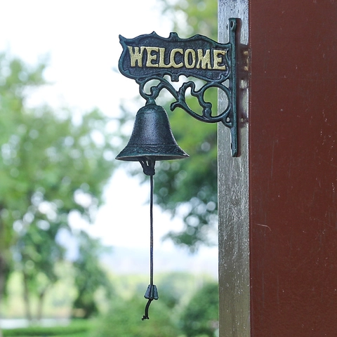 Vintage Cast Iron Welcome Doorbell Wall Mounted Rustic Garden Entry Manual Hand Crank Bell Outdoor Decorative Accent
