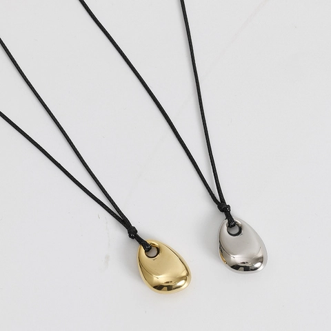 Collana Con Pendente A Goccia Minimalista In Acciaio Al Titanio Con Lungo Cordino In Pelle Nera Per Uomo Donna Geometrico Lucidato