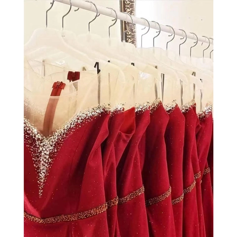 Evening Dress Wine Red Satin Shimmer Sleeveless V-Neck Beaded Rhinestone Floor Length Formal Gown For Women