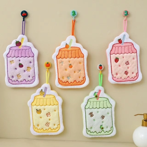 Cute Cartoon Hanging Hand Towels Coral Fleece Thickened Absorbent Quick Dry For Bathroom Kitchen Decorative Animal Cake Shapes Soft Touch