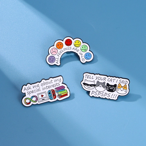 Lindos Broches De Pin De Esmalte De Dibujos Animados Aleación Goteo De Aceite Gato Arco Iris Emociones Insignia Accesorios Para Mochilas Ropa