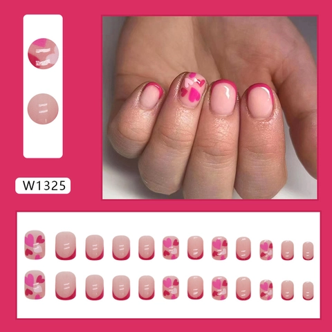 Korte Ronde Plaknagels Zoet Roze French Design Hartpatroon Glanzend Volledige Dekking Kunstnagels Voor Dames