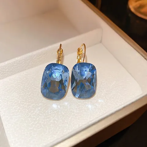 Orecchini A Monachella In Cristallo Blu Con Perno In Argento Placcato Oro Pietra Preziosa Eleganti Gioielli Da Donna