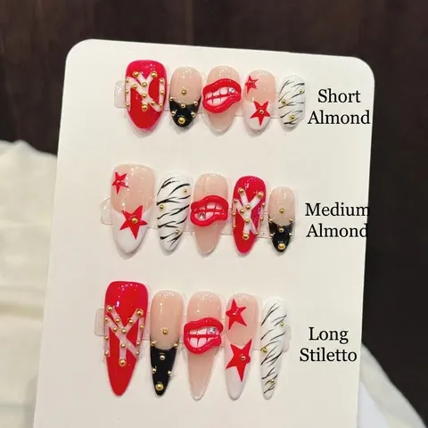 Unghie Finte Press On Stiletto Rosso Nero Bianco Con Rilievo Labbra 3D Motivo Stelle Borchie Dorate Stile Punk