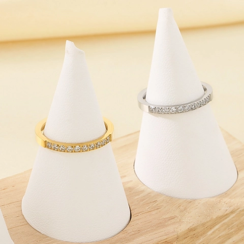 Anello Minimalista In Acciaio Inossidabile Con Zirconia Cubica Fascia Mezza Eternità Donna Impilabile Matrimonio Gioielli Coppia