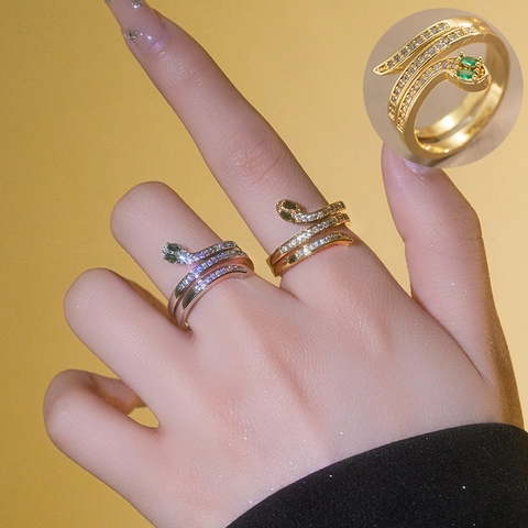 Vintage Emerald Green Snake Ring Niche Design Adjustable Open Copper Ring With Rhinestones For Women Jewelry Gift