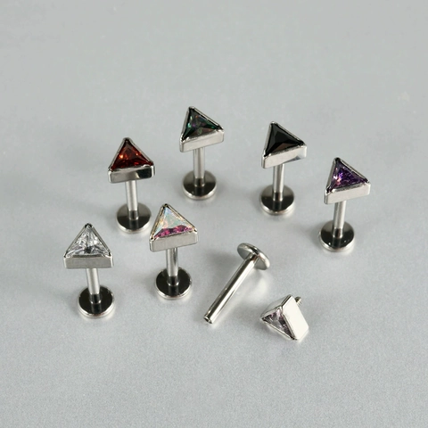 Clou de Cartilage d'Oreille en Alliage de Titane G23 Triangle Strass Bijoux de Piercing à Filetage Interne pour Hommes Femmes