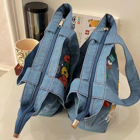 Embroidered Cartoon Denim Lunch Bag Large Capacity Washed Fabric Handbag For Students Cute Portable Tote With Zipper
