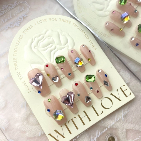Handmade Press On Nails Set Pink Heart Rhinestone Emerald Cut Gemstone Luxury Short Round Long Coffin Fake Nails For Women