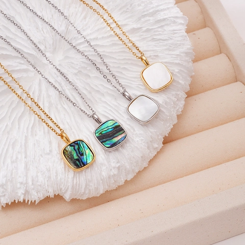 Lussuosa Collana Con Pendente Quadrato in Rame Per Donna Placcata in Oro 18K Madreperla Abalone Intarsio Elegante Gioiello di Moda Regalo