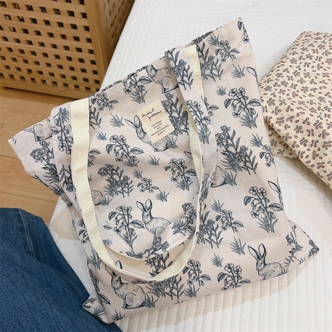 Sac Fourre-Tout Esthétique En Toile De Coton Grande Capacité Imprimé Floral Lapin Sac À Main Bandoulière Poche Intérieure Sac Écologique