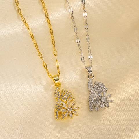 Collana con Ciondolo a Forma di Orso Rotante in Acciaio Inossidabile Strass Intarsiato Orso Rotante Ciondolo Animale Collana a Catena da Donna Gioielli alla Moda