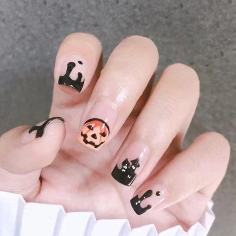Halloween Press On Nails Black Pumpkin Castle Pattern Glossy Short Square Fake Nails For Women Girls
